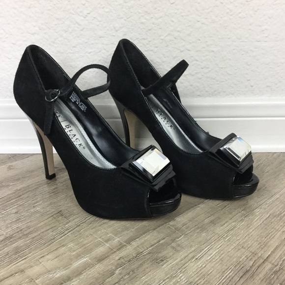 White house black market heels - Picture 2 of 7